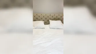 Aspen Rae (Aspenrae) onlyfans Seductive lady caresses beautiful breasts