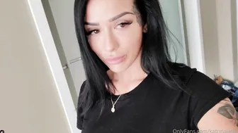 Katrina Jade onlyfans Gripping nipple masturbates wet wrap