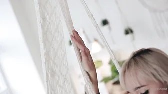 Alice Bong onlyfans and a spray of pleasure