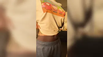 zaraxyazmin onlyfans Cute lush bitch pulls pussy