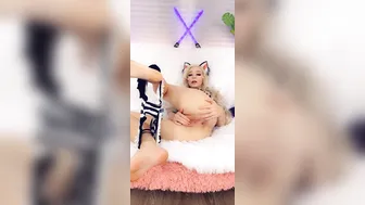 Alice Bong onlyfans tender slim body