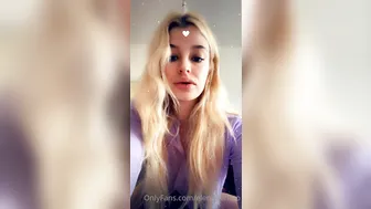 Elena Berlato (elenaberlato) onlyfans loves jerking off and catches the buzz from the process