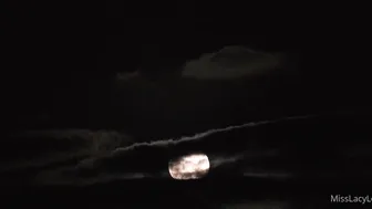 Lacy Lennon onlyfans Leggy babe