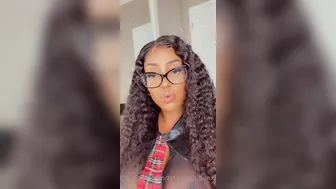 Tyrannicalbanxxx onlyfans Fascinating passion masturbates shaved pussy
