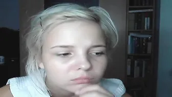 Katerina Lynx onlyfans Gorgeous young lady shows intimate charms