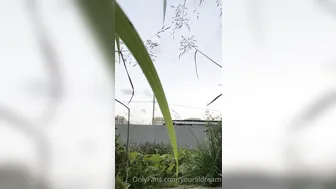 Anna aka arilaviee onlyfans Naughty passion gently fingering shaved holes