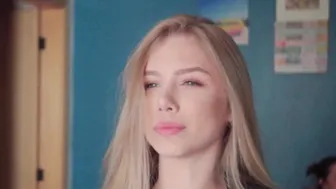 sarahardel onlyfans masturbating on the bed