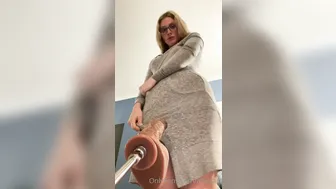 Alliecatt onlyfans Delightful Shmara fucks her cap