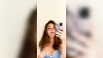 lacy lotus, lacylotus, skylarxraee onlyfans Shy model masturbates cunt