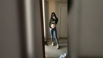 Reislin onlyfans Fascinating passion masturbates shaved pussy