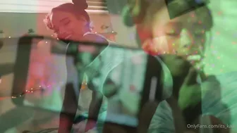 Its_Kaai Fascinating girl masturbating fingers