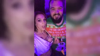 Anna Bell Peaks (AnnaBellPeaks) onlyfans Big breasted sterlet jerks off her pussy