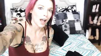 Anna Bell Peaks (AnnaBellPeaks) onlyfans Hot lady milf fucks vagina