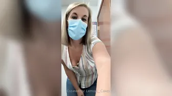 Lemon__Cakes onlyfans Delicious shlendra fucks her cunt