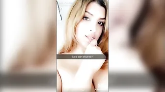 Emira Kowalska (Emira Foods) onlyfans Sexy woman posing nude