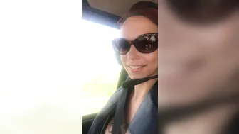 Anna Bell Peaks (AnnaBellPeaks) onlyfans Dark haired bitch caresses vaginal opening