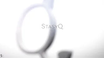 StasyQ brought herself to squirt