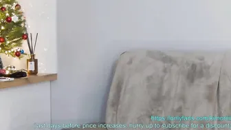 sweet_tinker_bell chaturbate caresses gorgeous ass
