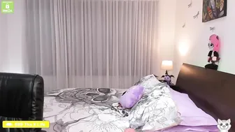 kellytesh chaturbate Cute babe caresses shaved cunt