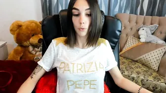 Hotfallingdevil chaturbate Cute chick having fun with sex toy