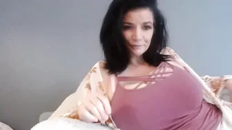 Drippingwetgoddess chaturbate Imposing slut stiffens her cunt tight