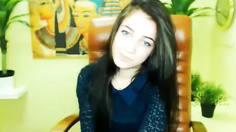 cutegirl_betty Hot prostitute masturbating pussy with her hand