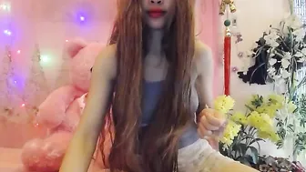 dreamylana Pretty woman sitting in a chair