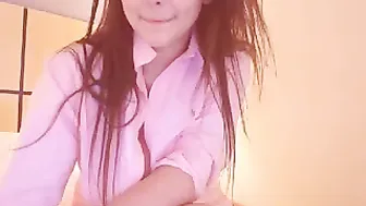 nikkieliot girl from naked chat