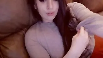 birthdaybelle Loud female squeals from a great handjob