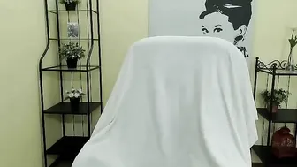 nikkishygirl Exquisite blond shows natural breasts