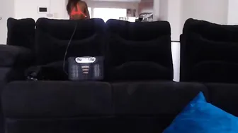 dulcemoon Crazy slut gently pulls pussy