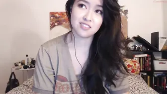 zilla_x Crazy doll fucks pussy with phallus