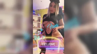 KloeLaMaravilla onlyfans Naughty trash screeches like a bitch on a mate during vaginal masturbation