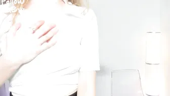 p_love_ onlyfans Chaturbate brunette fucking with a sex toy