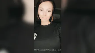 nicolebrooks000 onlyfans bitches show off in front of the camera