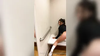 Mackenzie Jones aka mackzjones onlyfans Busty bitch caresses shaved cunt