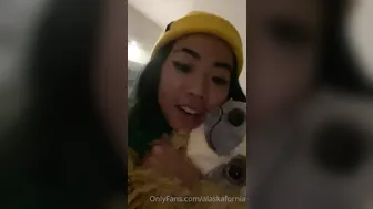 Alaska aka alaskafornia onlyfans shakes while husband is not at home