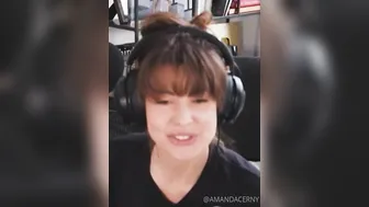 Amanda Cerny aka amandacerny onlyfans Piss Show With Colombian Girl