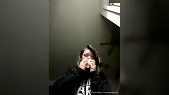 freckledspirit onlyfans Busty lady shows off her charms