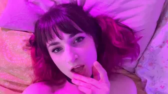 florarodgers onlyfans Russian slut masturbates for a amazing