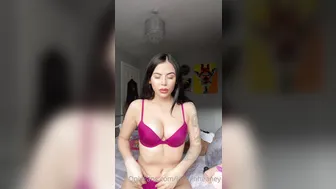 Jazzyj aka jasminheaney onlyfans Light fingering before shower