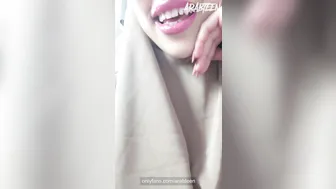 Bella Jameel aka arabteen onlyfans Beautiful petite girl with small tits