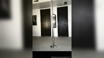 Molly Jane aka mollyjane1011 onlyfans Little beauty plays with herself in an online chat