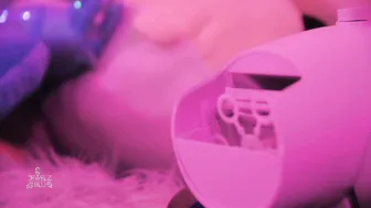 Jewelz Blu aka jewelzblu onlyfans Redhead assiduously fucks her holes