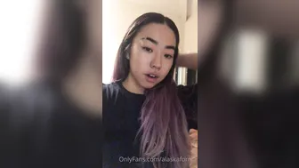 Alaska aka alaskafornia onlyfans Juicy wench plays her wet pink hole through panties