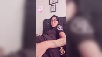 miss_marilyn onlyfans Age babe teases beautiful tits