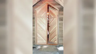 saraunderwood onlyfans The luxury model is swaggering with two toys.