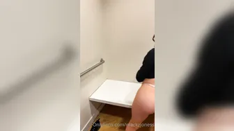 Mackenzie Jones aka mackzjones onlyfans Orgasm video show October 6