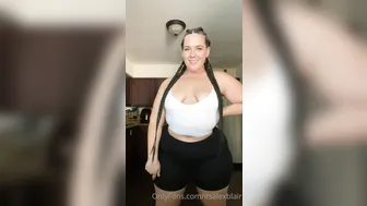 Alex Blair aka itsalexblair onlyfans pettinging from attractive