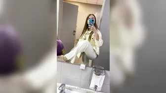 Young Goddess aka young onlyfans Insatiable teen girl caresses herself with a vibrator